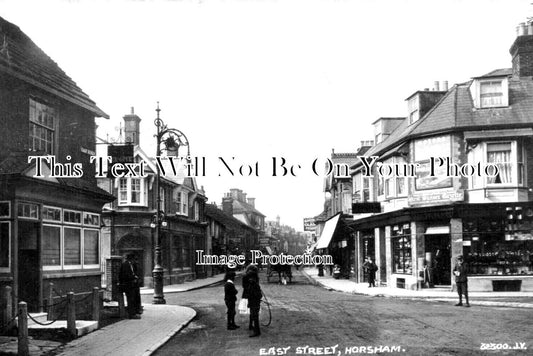 SX 3803 - Beehive Pub, East Street, Horsham, Sussex c1904