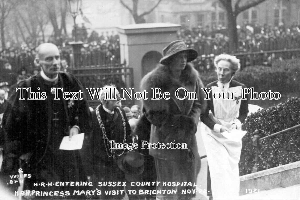 SX 3934 - HRH Princess Marys Visit To Brighton, Sussex 1921