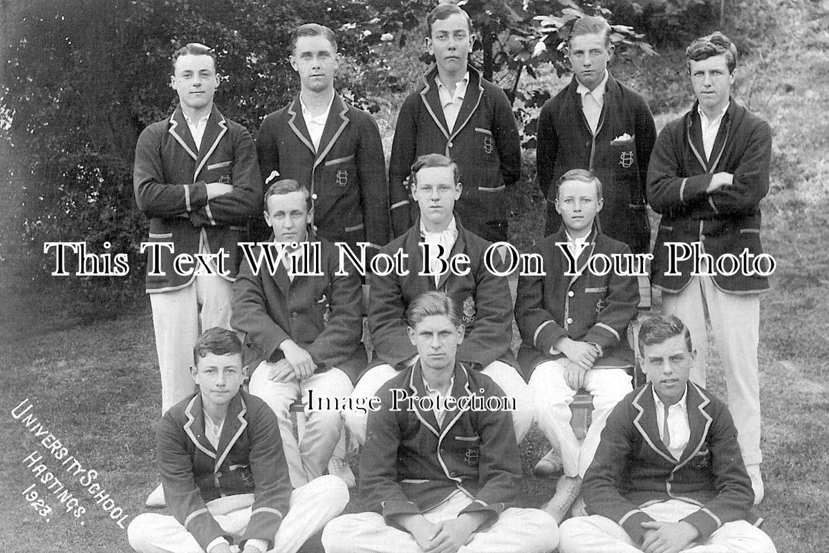 SX 4347 - University School Cricket Team, Hastings, Sussex 1923