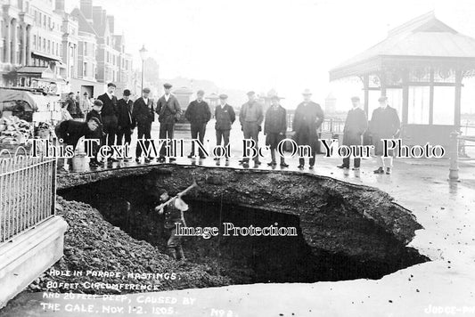 SX 4369 - Hole In Parade, Hastings, Sussex 1905