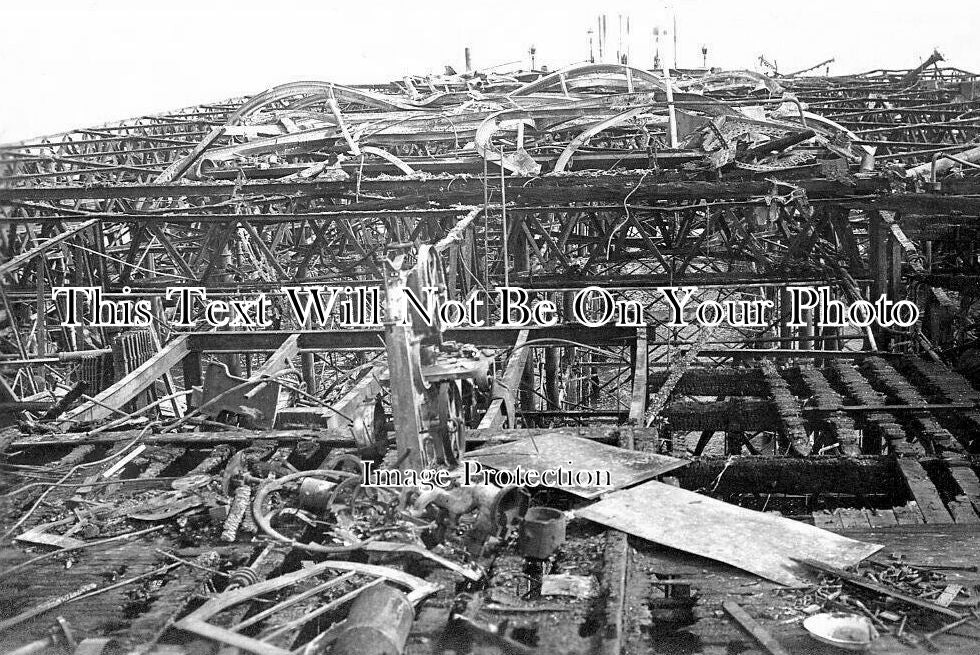 SX 4389 - Hastings Pier Fire Damage, Sussex 1917