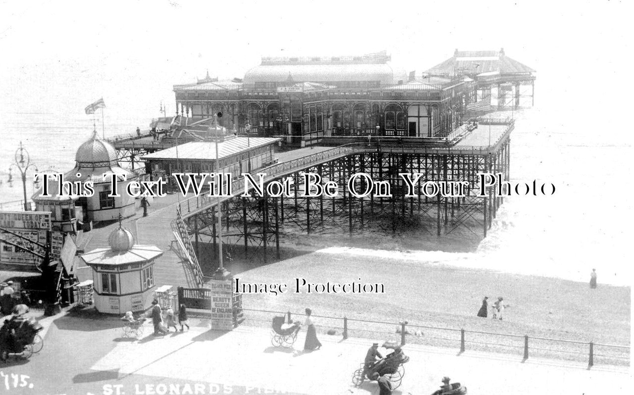 SX 4490 - St Leonards Pier, Sussex