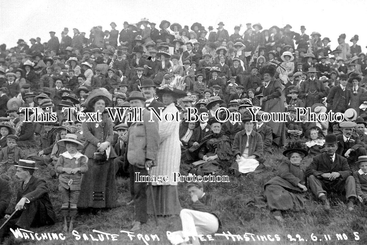 SX 4568 - Watching Salute From Hastings Castle, Sussex 1911