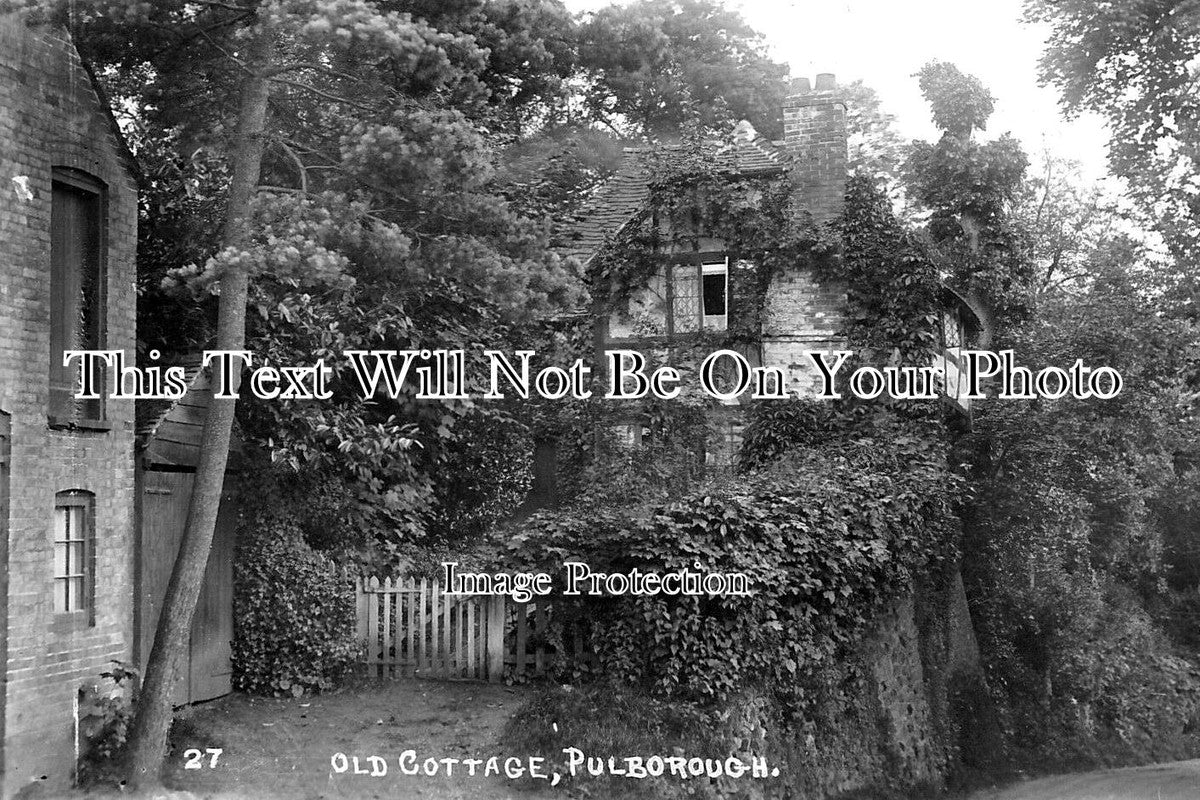 SX 4672 - Old Cottage, Pulborough, Sussex