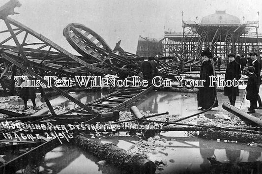 SX 501 - Wrecked Worthing Pier, Sussex c1913