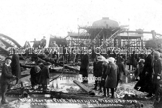 SX 5085 - Worthing Pier Damage, Sussex 1913