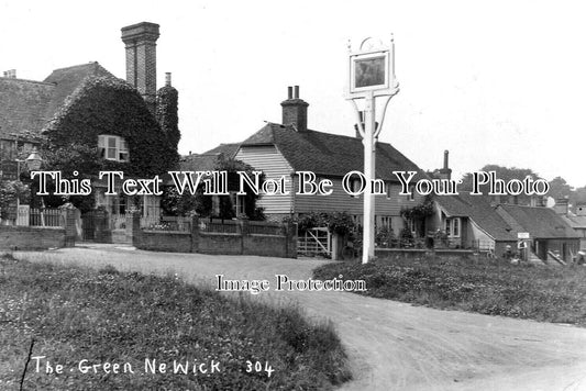 SX 5225 - The Bull OnThe Green Pub, Newick, Sussex c1918