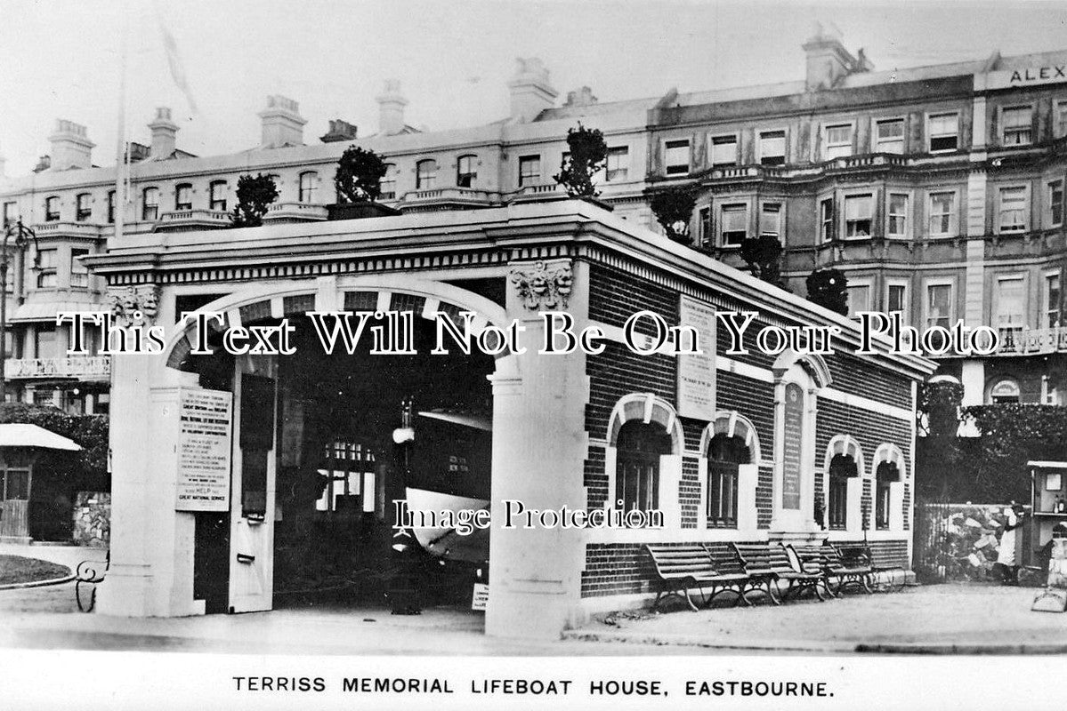 SX 5316 - Terriss Memorial Lifeboat House, Eastbourne, Sussex