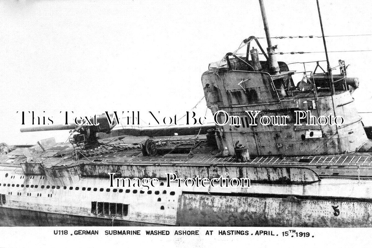 SX 5758 - U118 German Submarine Ashore At Hastings, Sussex 1919 WW1