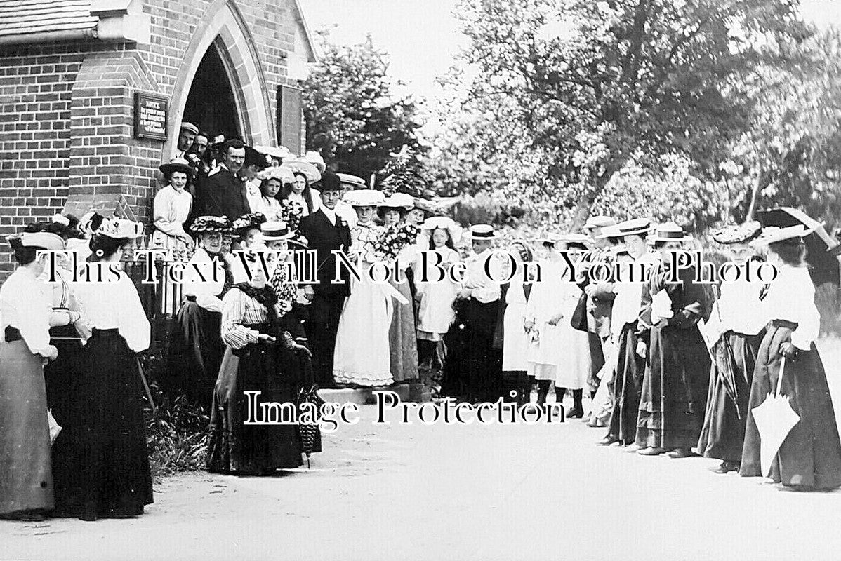 SX 5770 - Wedding Party At Hastings Church, Sussex