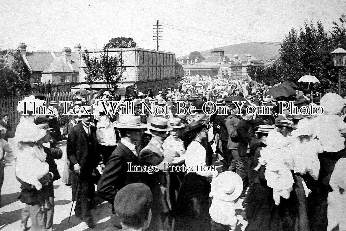 SX 88 - Empire Day 1911, Lewes Railway Station, Sussex