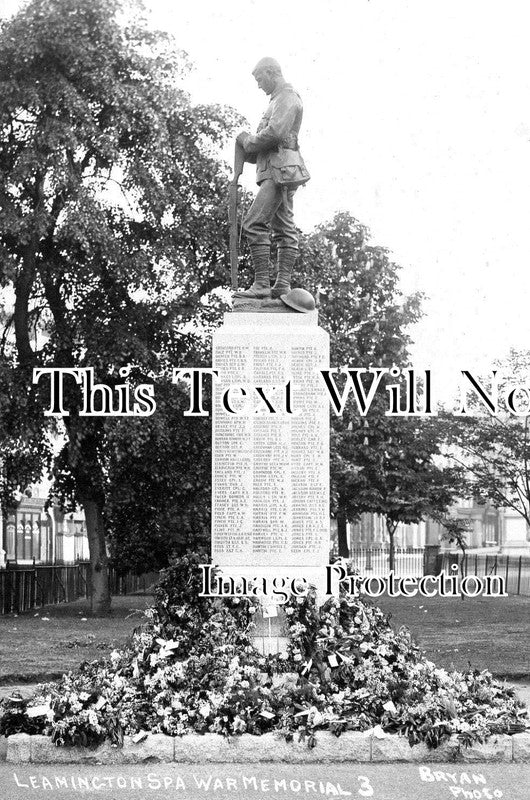 WA 1104 - Leamington Spa War Memorial, Warwickshire