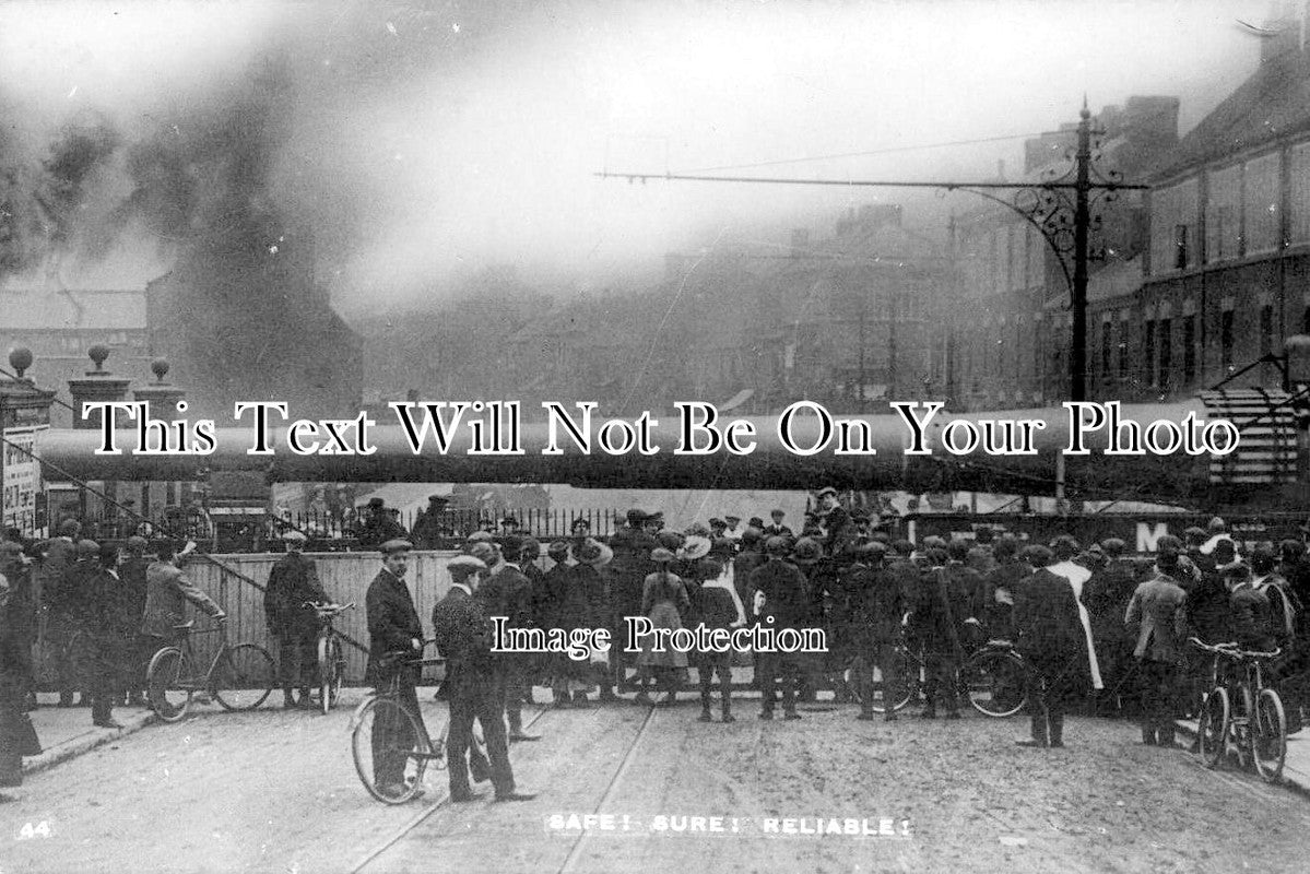 WA 1426 - Gun For HMS Queen Elizabeth, Ordnance Works, Coventry, Warwickshire