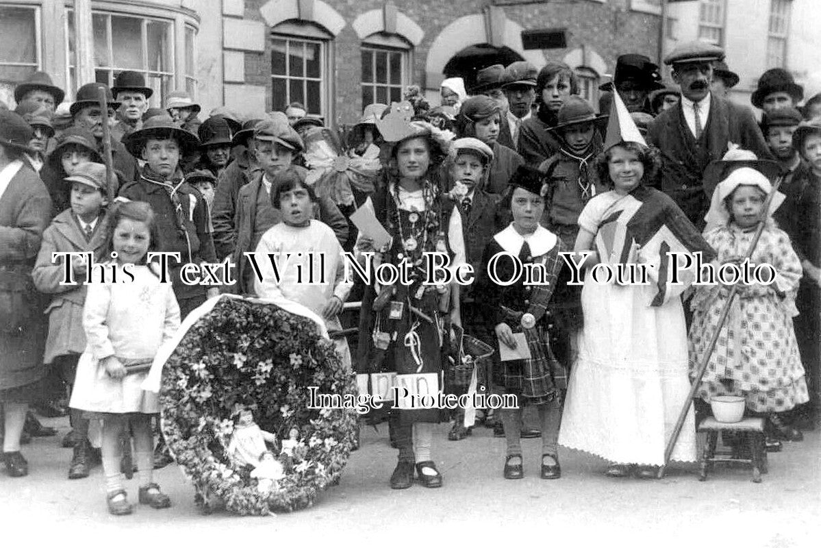 WA 1542 - Shipston On Stour May Day, Warwickshire 1929
