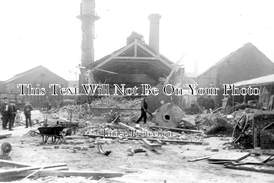 WA 1618 - Mill Fire, Stratford On Avon, Warwickshire