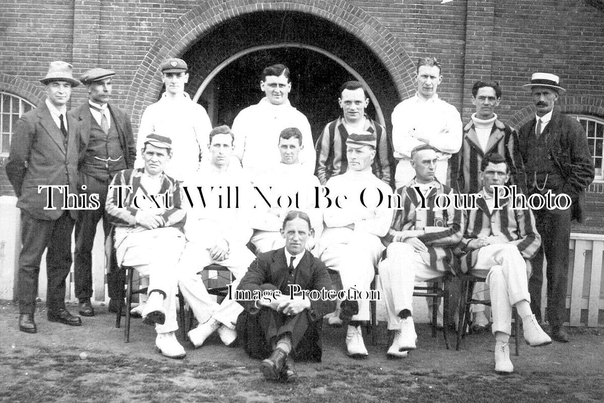 WA 1621 - Cadburys Cricket Team, Bournville, Birmingham, Warwickshire