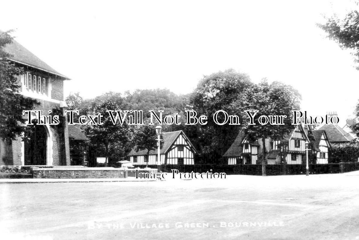 WA 1716 - The Village Green, Bournville, Birmingham, Warwickshire