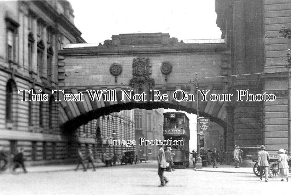 WA 1796 - Art Gallery Arch, Birmingham, Warwickshire