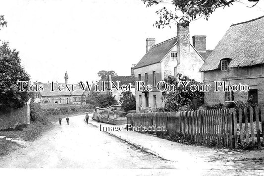 WA 1925 - Rugby Road, Pailton, Warwickshire c1910