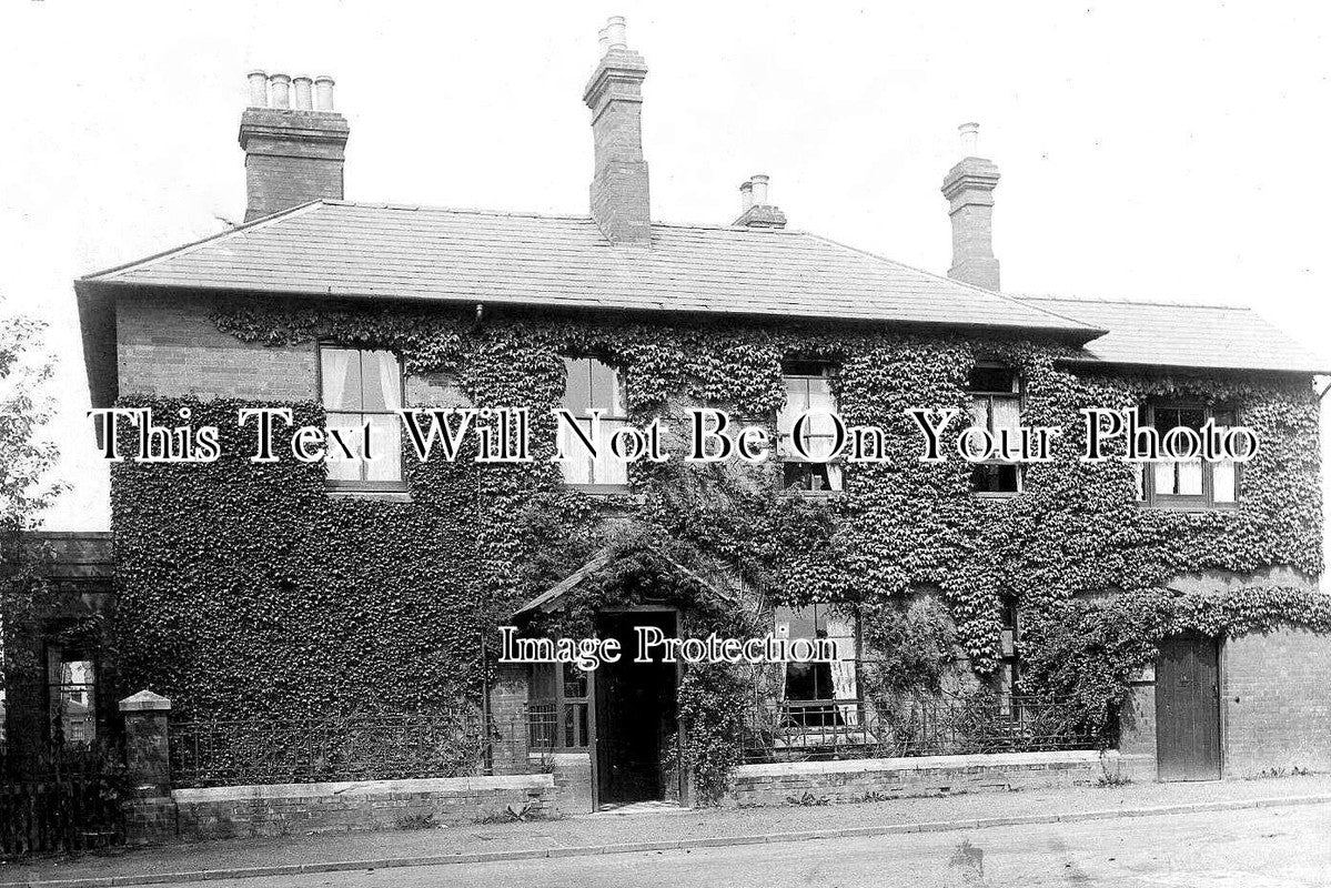 WA 1937 - House At Stratford On Avon, Warwickshire c1906