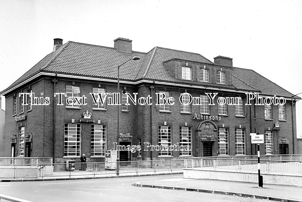 WA 2150 - The Crown & Cushion Pub, Perry Barr, Warwickshire