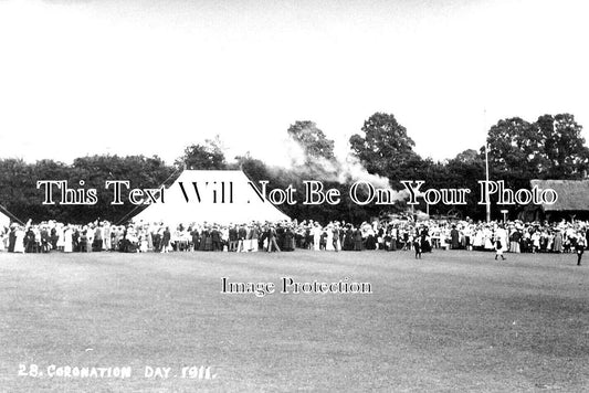 WA 2193 - Coronation Day, Stratford Upon Avon, Warwickshire 1911