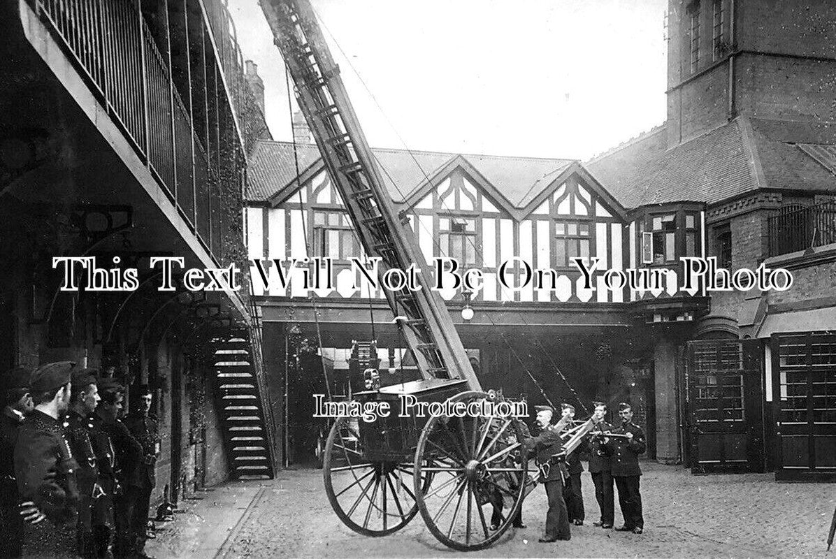 WA 2318 - Birmingham Fire Brigade, Warwickshire