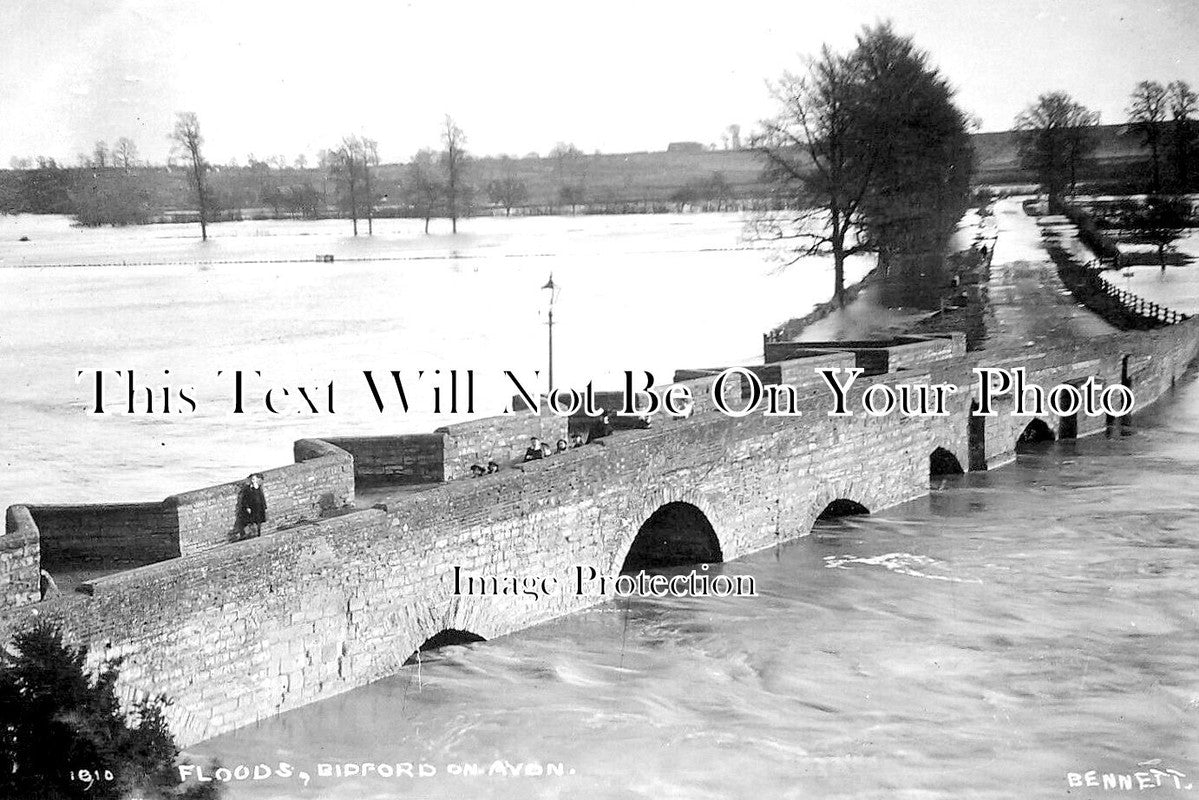 WA 2450 - Floods At Bidford On Avon, Warwickshire