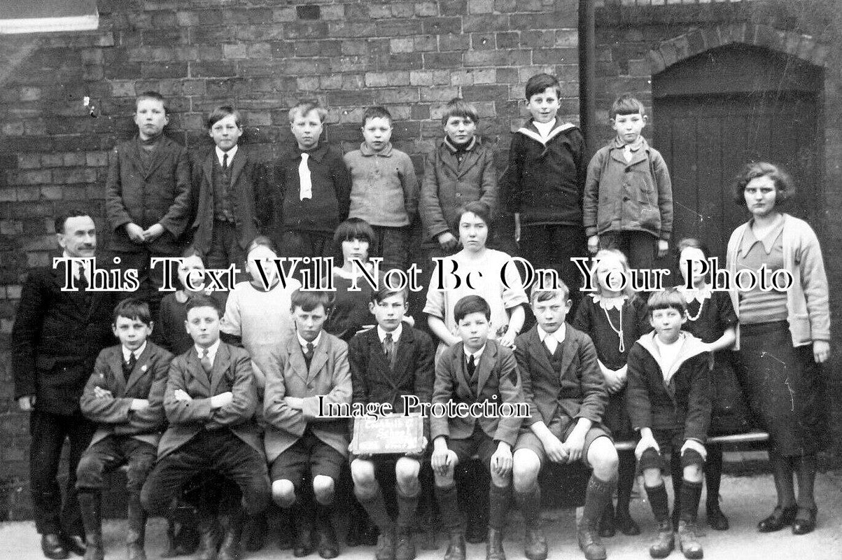 WA 2467 - Cookhill School Near Alcester, Warwickshire