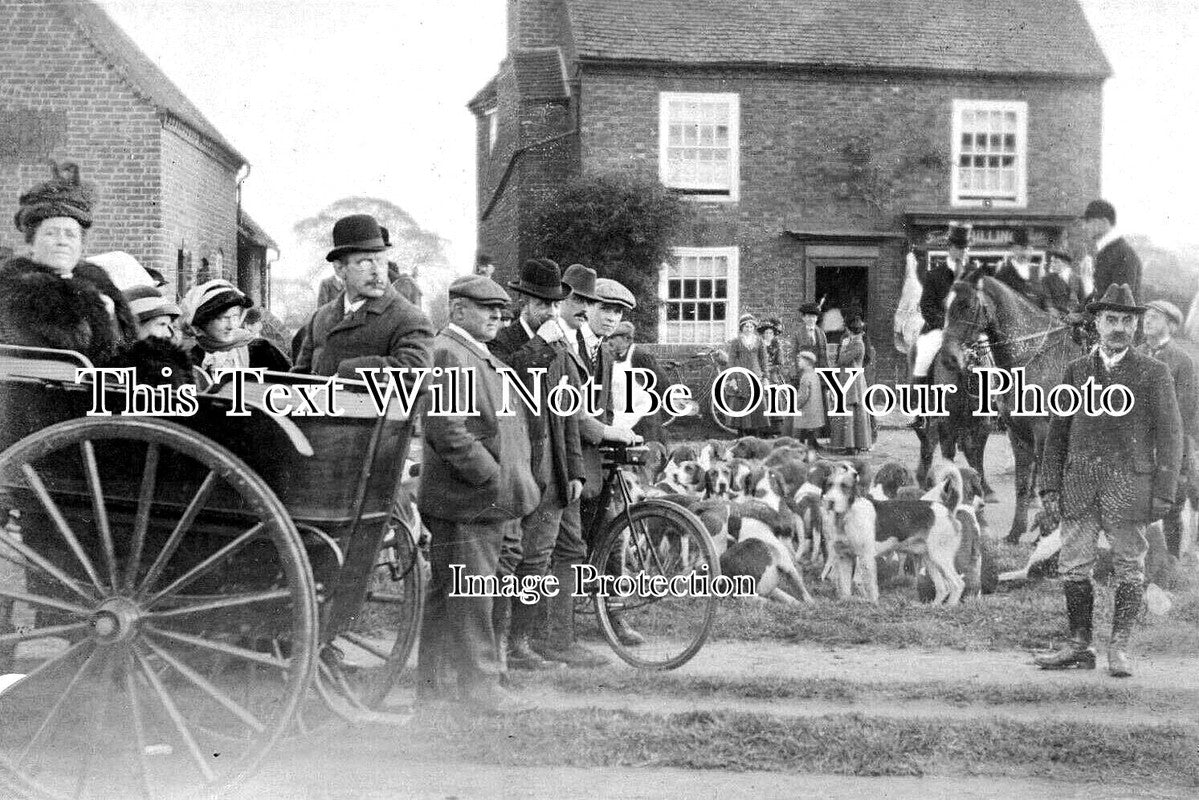 WA 2479 - Meet Of Hounds At Hockley Heath, Solihull, Warwickshire c1910