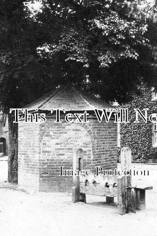 WA 2581 - The Stocks, Dunchurch, Warwickshire