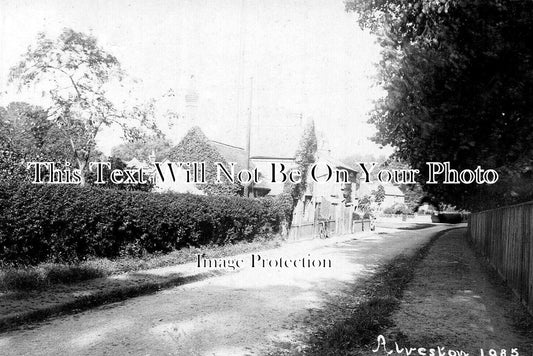 WA 2658 - Alveston, Warwickshire