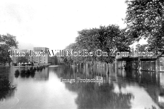 WA 2784 - Flooding At Stratford Upon Avon, Warwickshire 1932