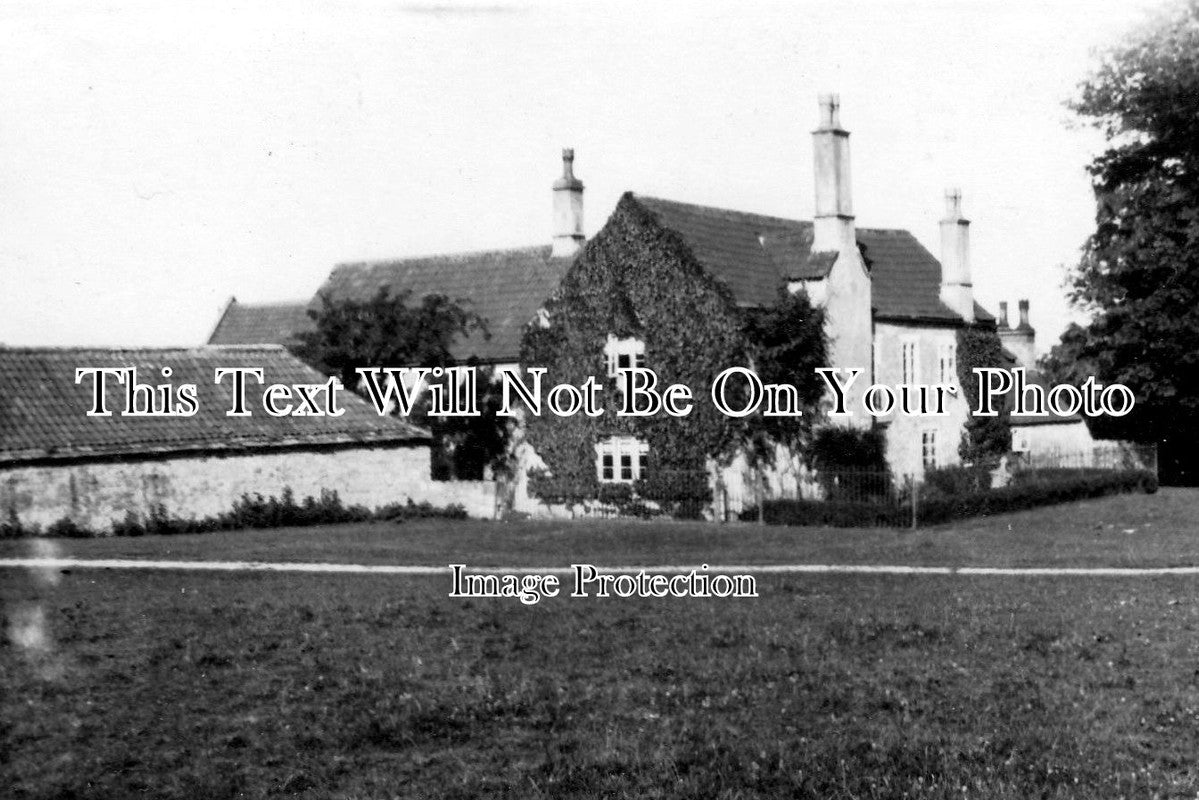 WA 543 - Healey Court, Warwickshire c1930