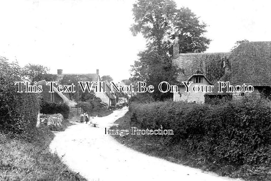 WI 1083 - Bishopstone Village, Wiltshire