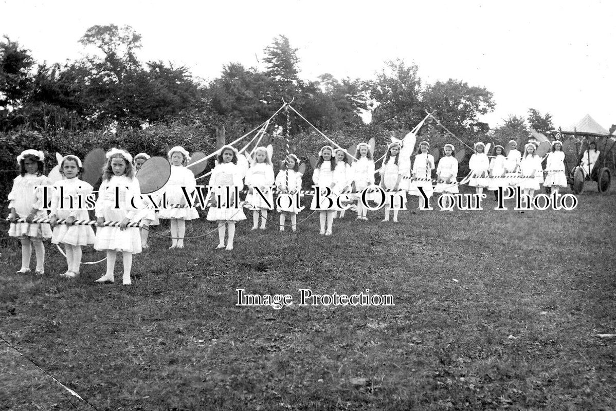 WI 1155 - Bradford On Avon Carnival, Wiltshire