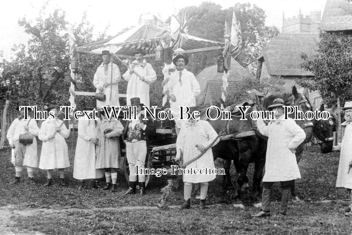WI 1297 - Devizes Carnival Float, Wiltshire c1912