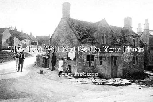 WI 1298 - The Old Turnpike, Atworth, Wiltshire