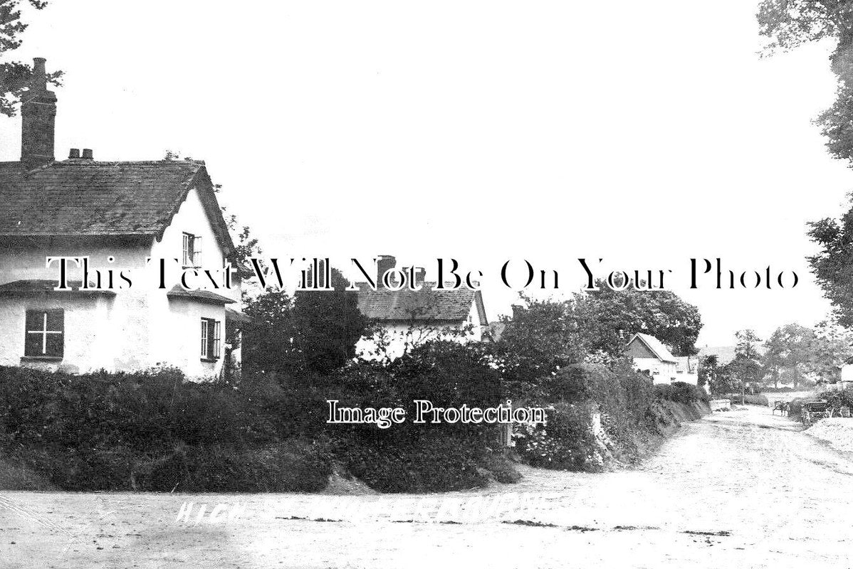 WI 1327 - High Street, Winterbourne Stoke, Wiltshire c1910