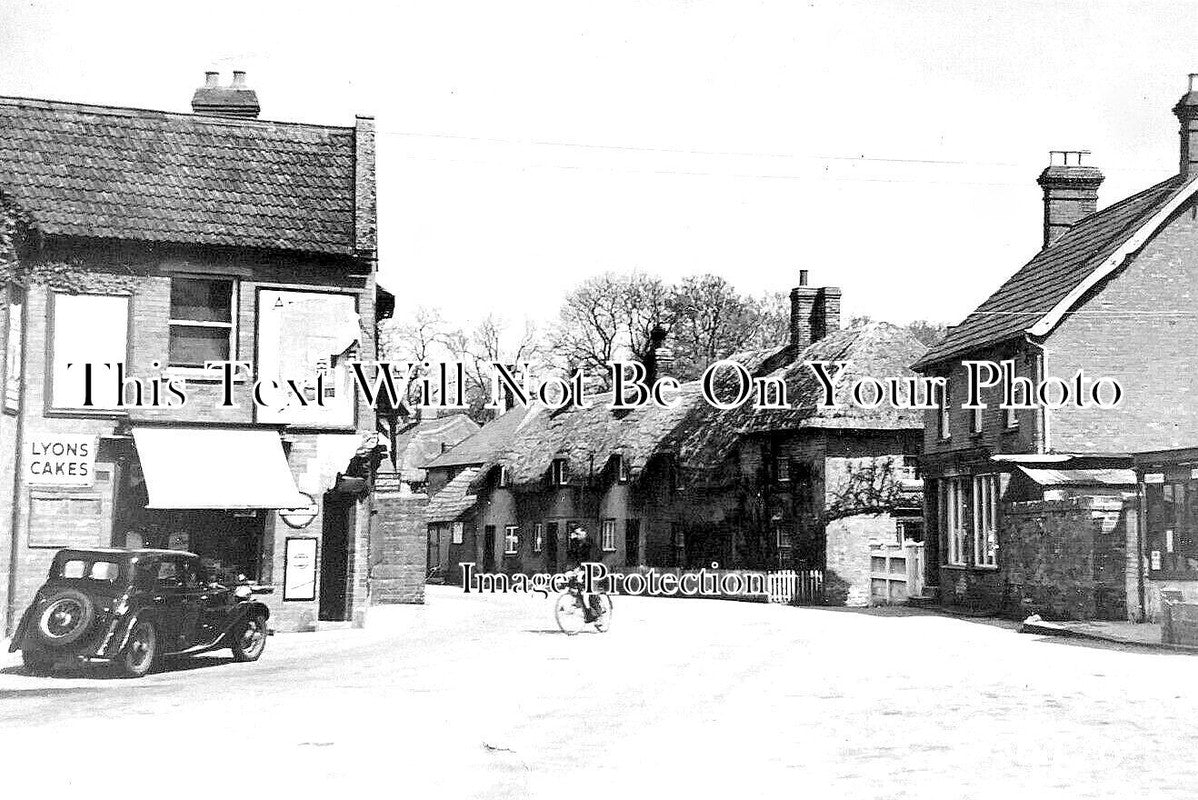 WI 1351 - Upavon Village Store, Wiltshire