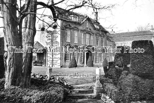 WI 1382 - The Courts, Trowbridge, Wiltshire c1955