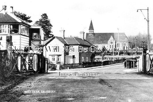 WI 1758 - West Dean Railway Crossing, Salisbury, Wiltshire