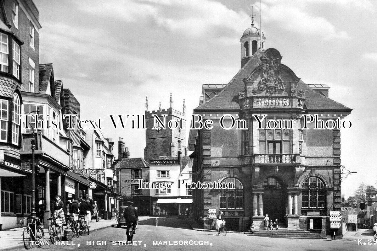WI 1833 - Town Hall, High Street, Marlborough, Wiltshire