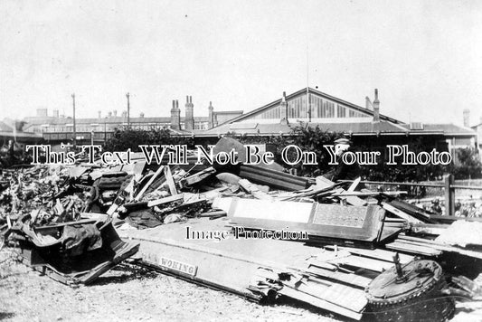 WI 442 - Salisbury Railway Crash, Wiltshire c1906