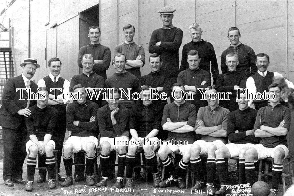 WI 522 - Swindon Football Club Team Photo, Wiltshire 1911-12