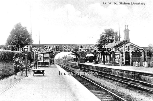 WI 584 - Druntsey Railway Station, Wiltshire