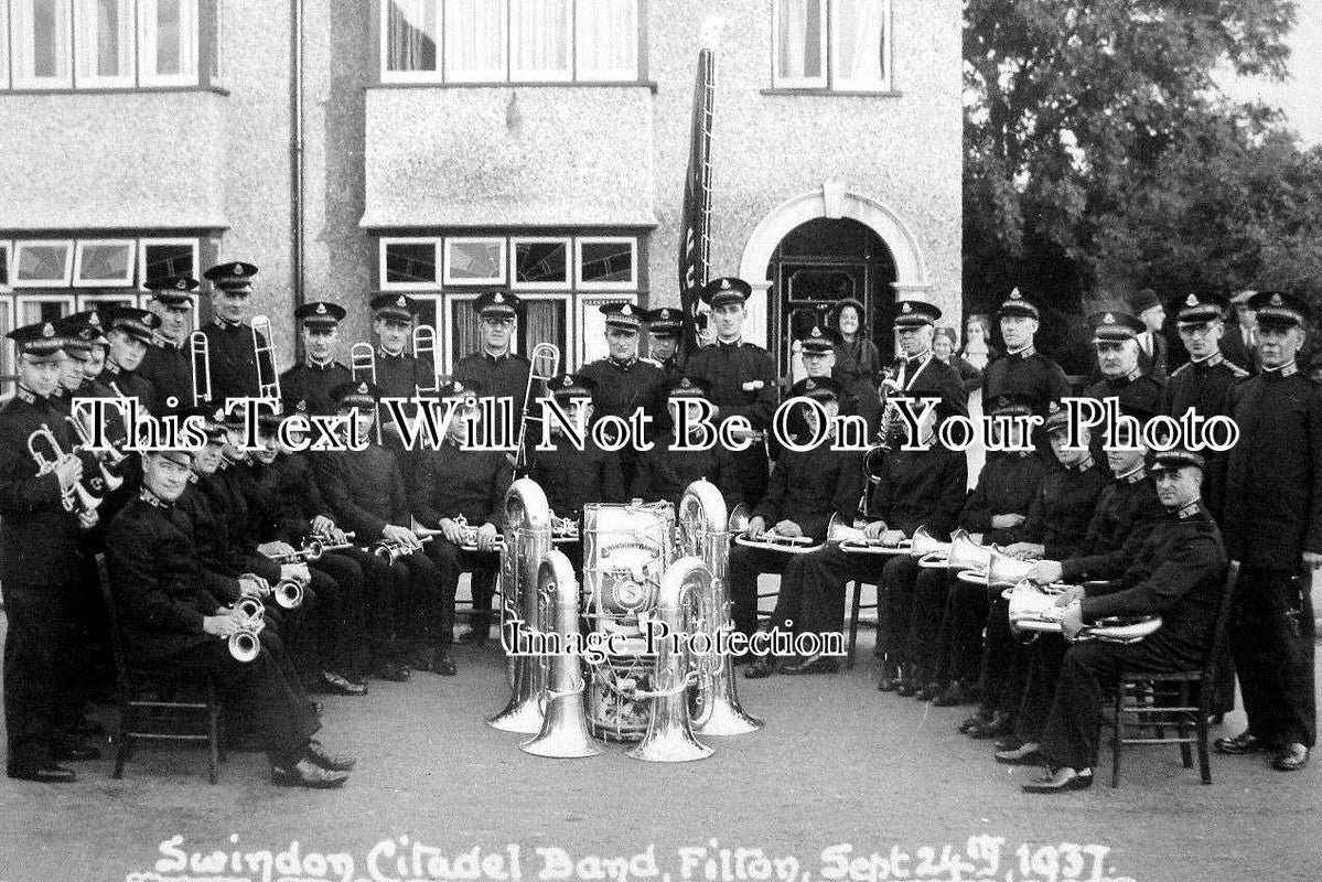 WI 735 - Swindon Citadel Band, Filton, Bristol 1937