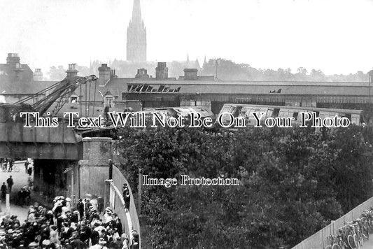 WI 739 - Salisbury Train Railway Crash, Wiltshire 1906