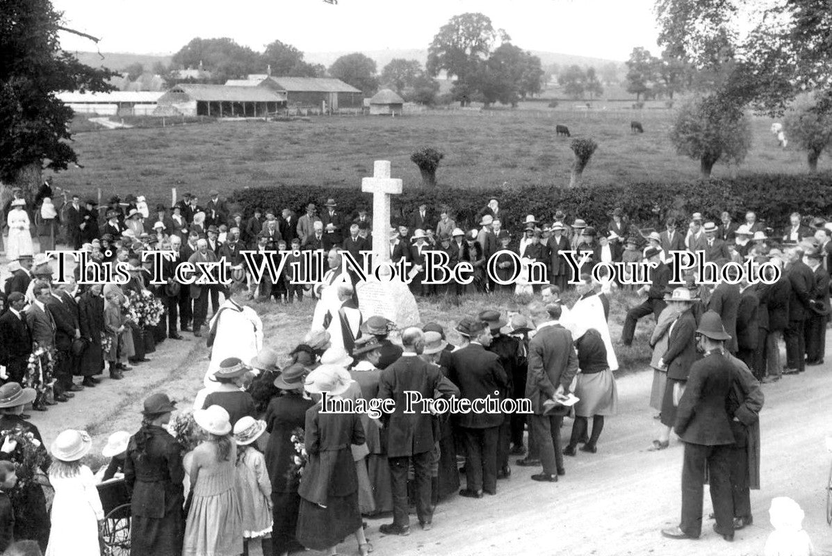 WI 809 - Unveiling Of Ogbourne St Andrew War Memorial, Wiltshire 1922