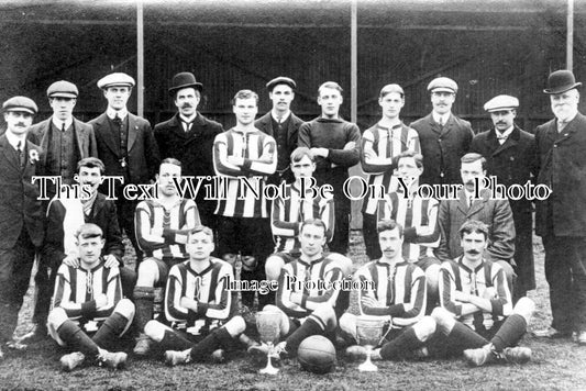 WI 924 - Chippenham Town F.C Football Club, Wiltshire 1910-11